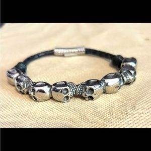 Stainless steel and leather bracelets for men or women